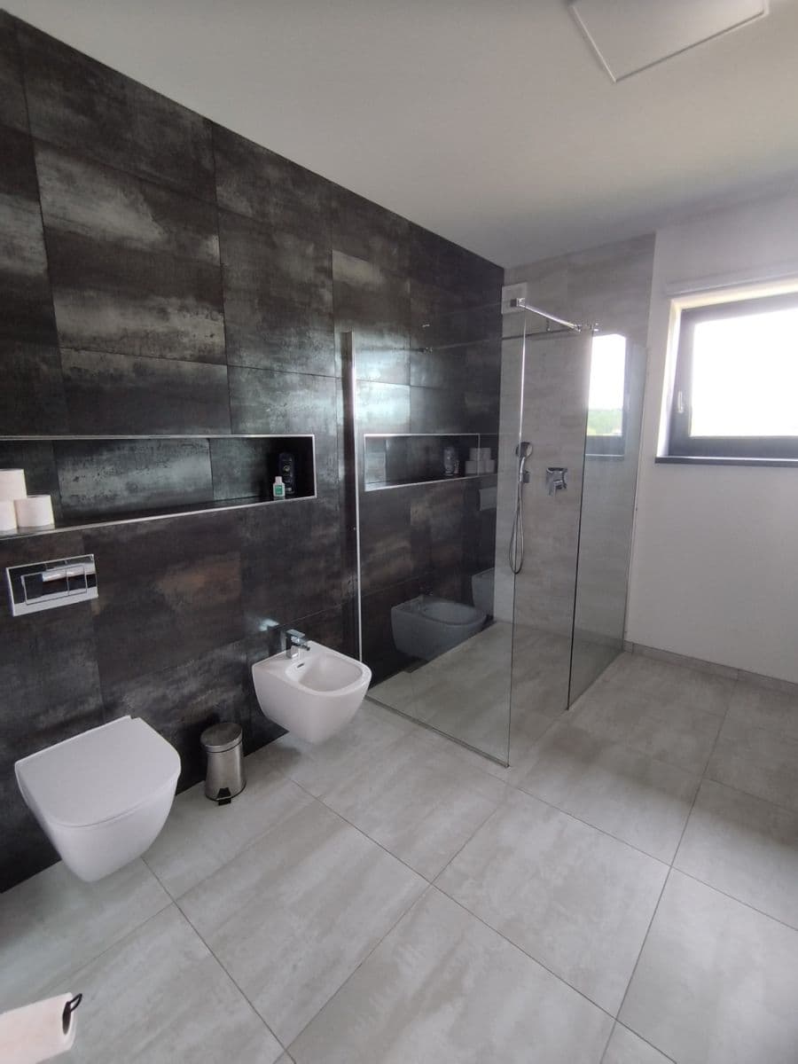 Prodej domu 147 m², pozemek 1.000 m², Kolová, Karlovarský kraj Prodej domu 147 m², pozemek 1.000 m², Kolová, Karlovarský kraj