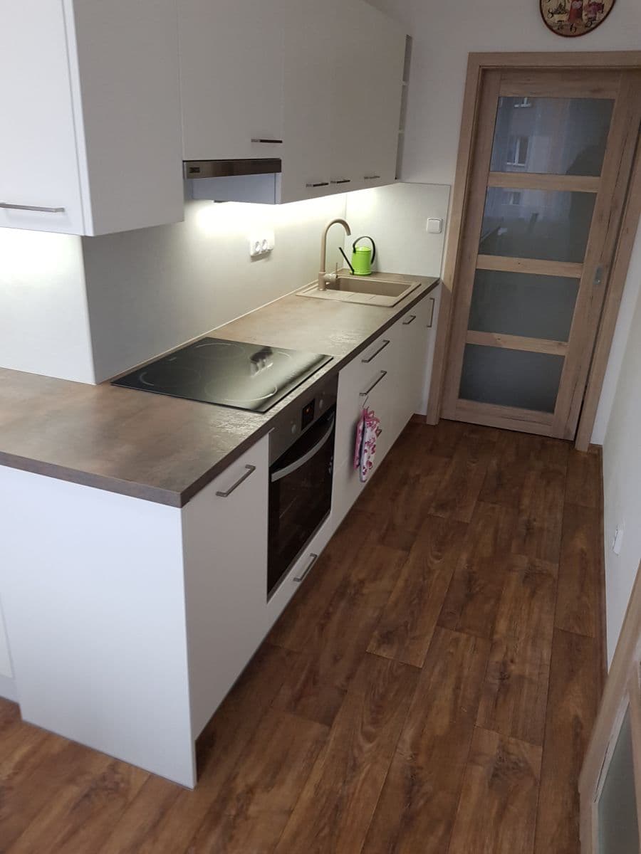 Pronájem bytu 1+1 44 m², Na Hliněnce, Nová Včelnice, Jihočeský kraj Pronájem bytu 1+1 44 m², Na Hliněnce, Nová Včelnice, Jihočeský kraj