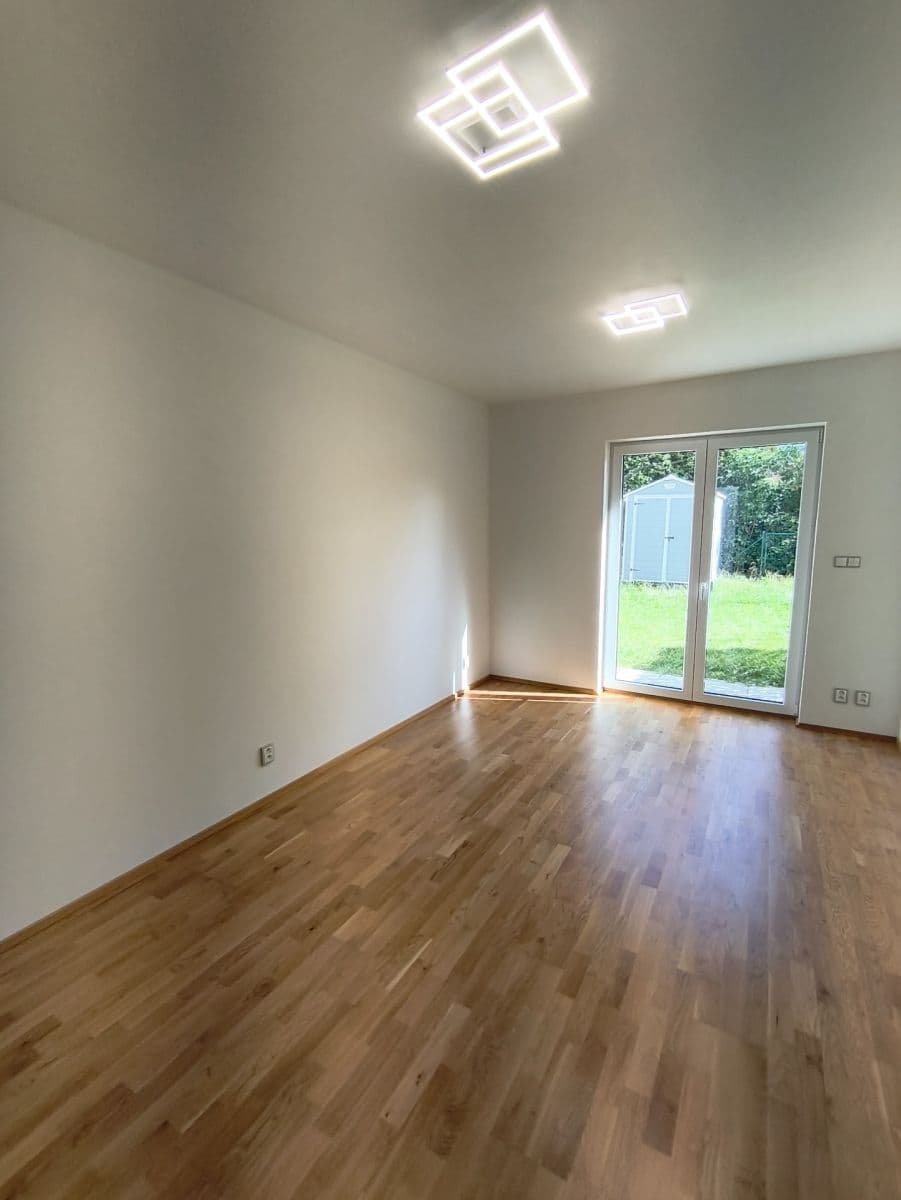 Pronájem bytu 1+kk 24 m², U Zličína, Praha, Praha Pronájem bytu 1+kk 24 m², U Zličína, Praha, Praha