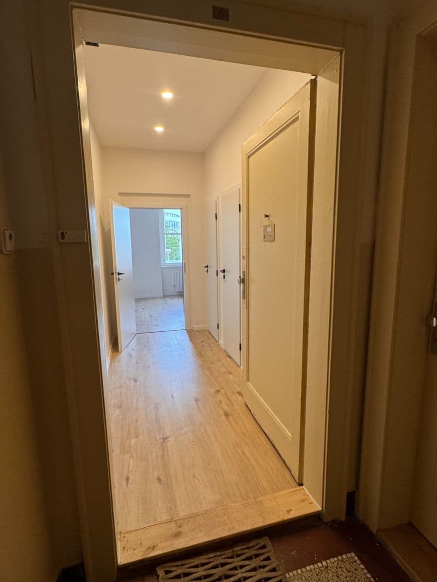 Pronájem bytu 2+kk 45 m², 5. května, Praha, Praha Pronájem bytu 2+kk 45 m², 5. května, Praha, Praha