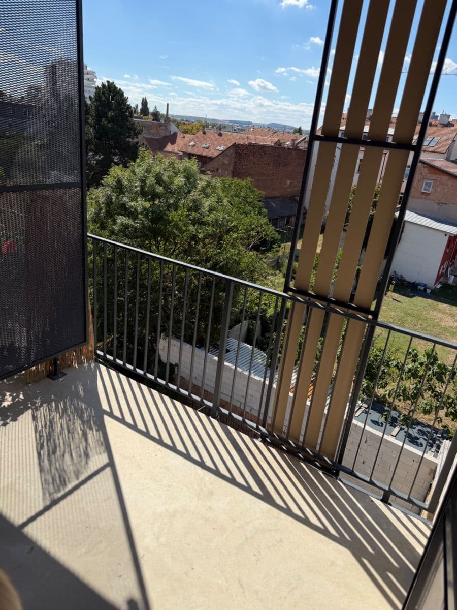 Pronájem bytu 1+kk 35 m², Dornych, Brno, Jihomoravský kraj Pronájem bytu 1+kk 35 m², Dornych, Brno, Jihomoravský kraj