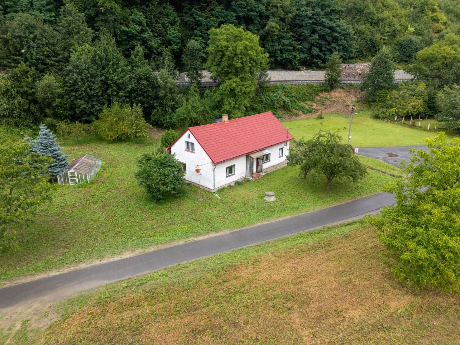 Prodej domu 112 m², pozemek 2.031 m², Nábřežní, Mikulovice, Olomoucký kraj Prodej domu 112 m², pozemek 2.031 m², Nábřežní, Mikulovice, Olomoucký kraj