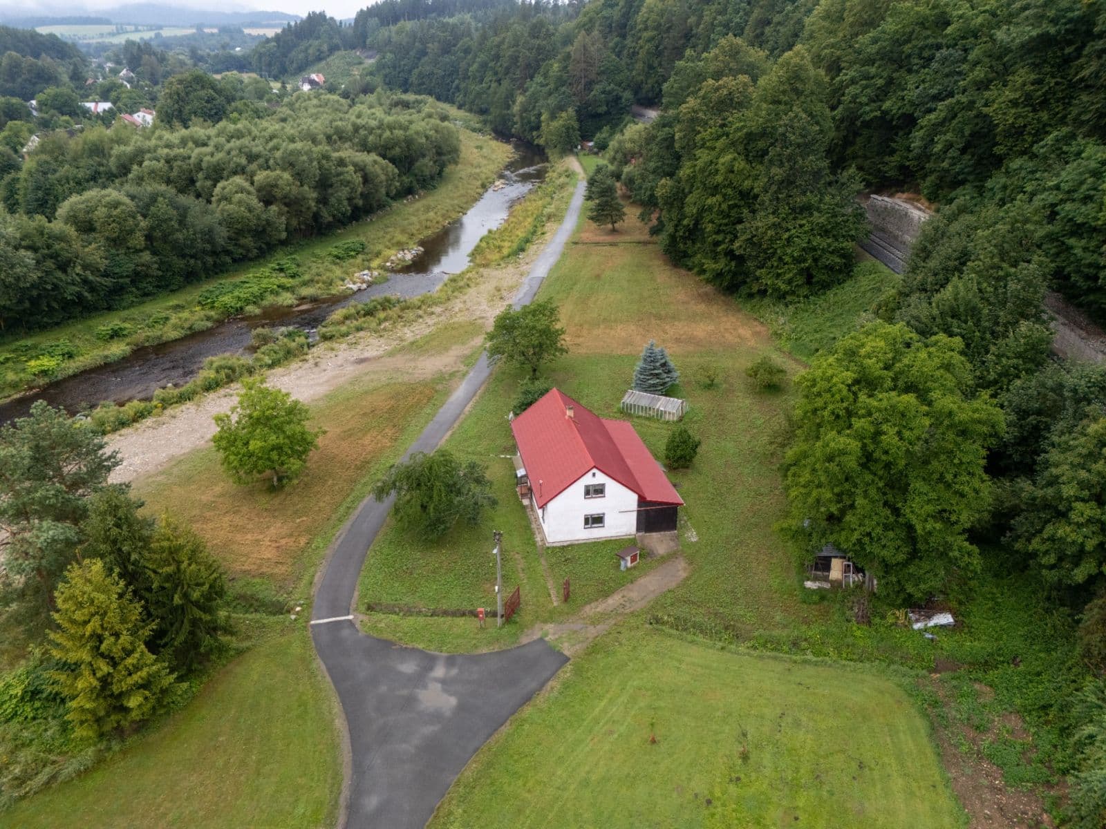 Prodej domu 112 m², pozemek 2.031 m², Nábřežní, Mikulovice, Olomoucký kraj Prodej domu 112 m², pozemek 2.031 m², Nábřežní, Mikulovice, Olomoucký kraj