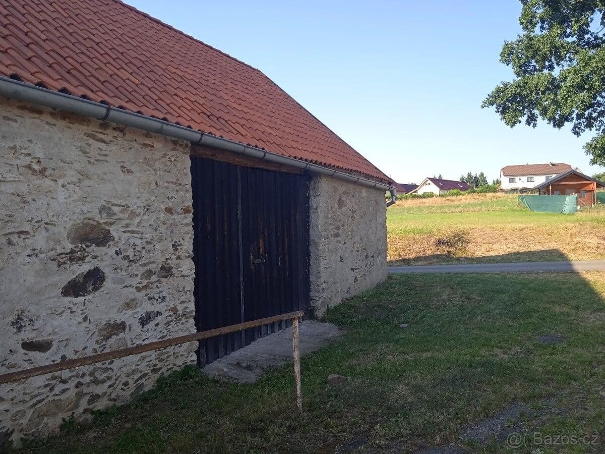 Prodej nebytového prostoru 100 m², Slověnice, Středočeský kraj Prodej nebytového prostoru 100 m², Slověnice, Středočeský kraj