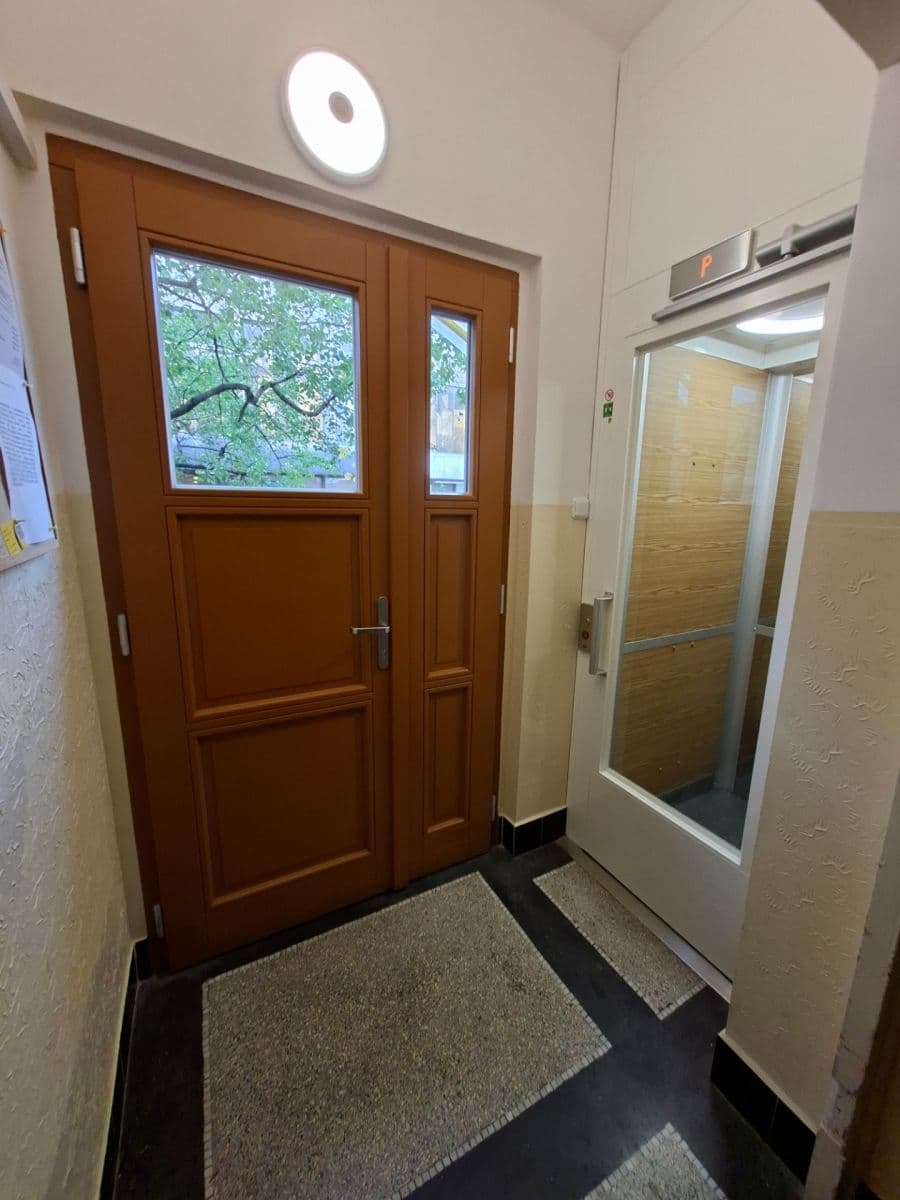 Prodej bytu 2+1 64 m², Kouřimská, Praha, Praha Prodej bytu 2+1 64 m², Kouřimská, Praha, Praha