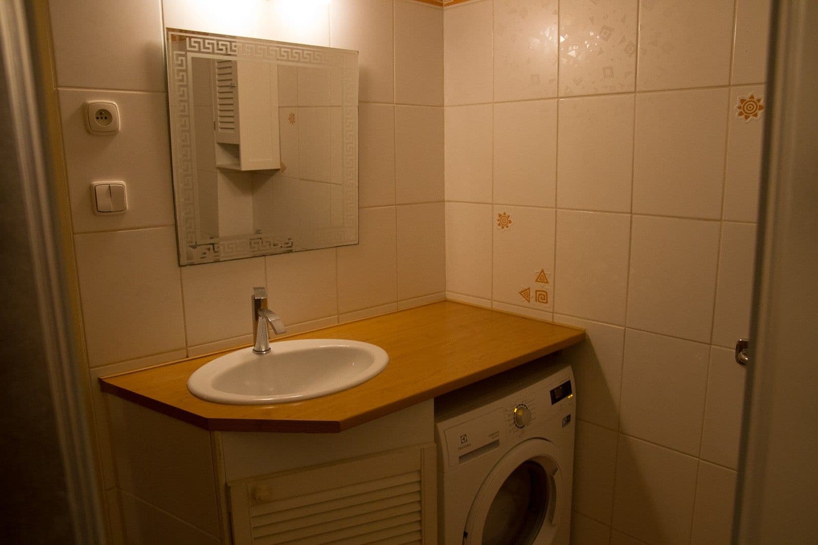 Pronájem bytu 2+kk 47 m², Svornosti, Praha, Praha Pronájem bytu 2+kk 47 m², Svornosti, Praha, Praha