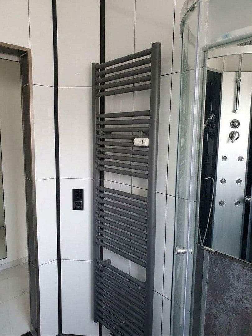 Prodej domu 242 m², pozemek 451 m², Friedrichsdorf, Hessen Prodej domu 242 m², pozemek 451 m², Friedrichsdorf, Hessen