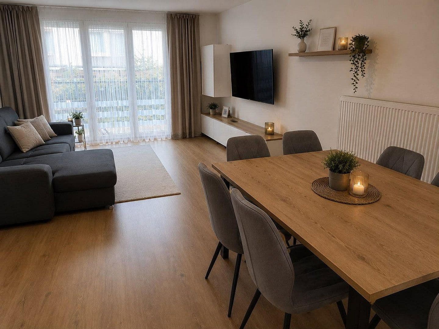 Prodej domu 125 m², pozemek 125 m², Abstatt, Bádensko-Württembersko Prodej domu 125 m², pozemek 125 m², Abstatt, Bádensko-Württembersko