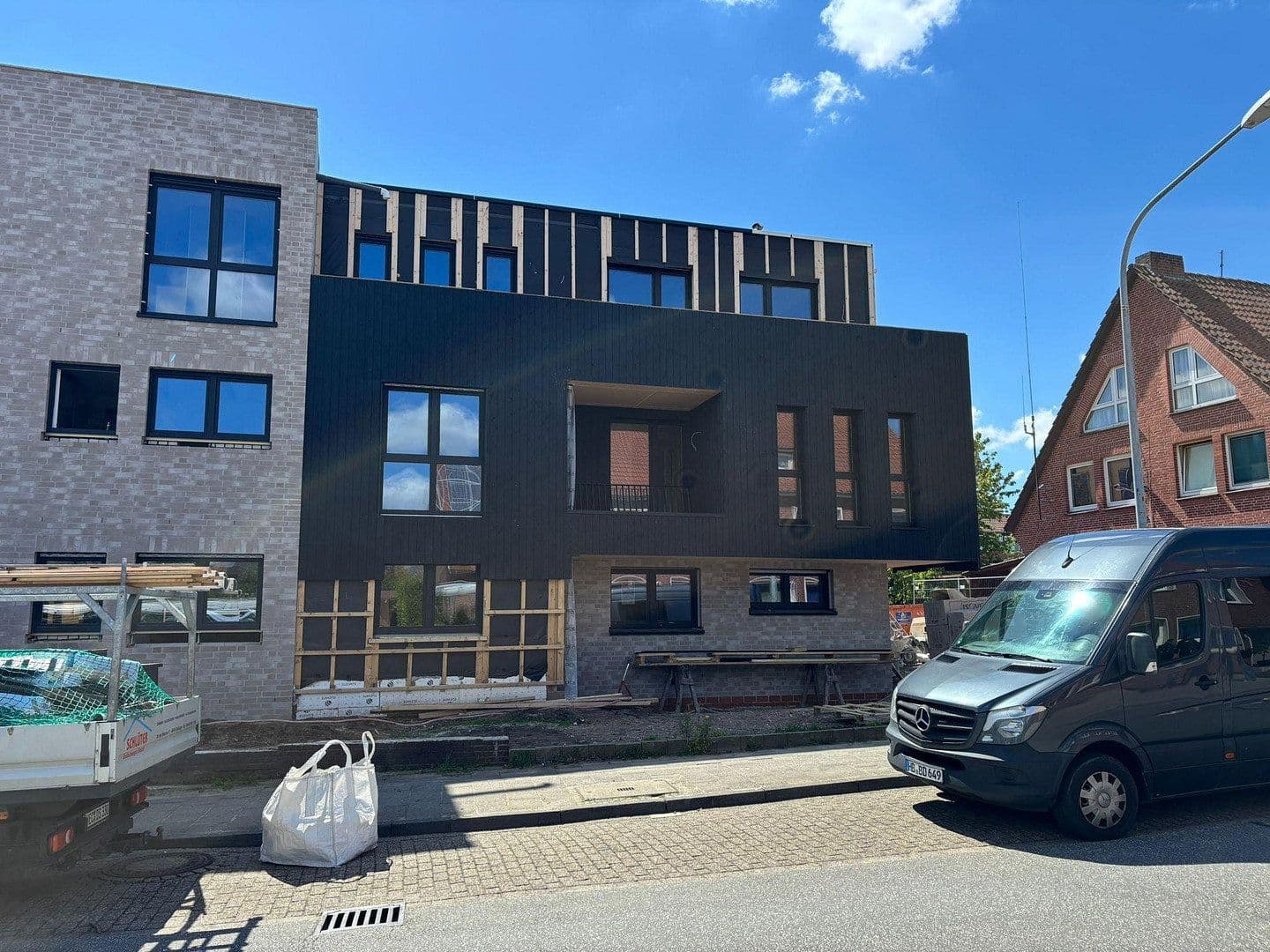 Pronájem bytu 3+1 84 m², Falkenbergstr 1A, Lohne, Dolní Sasko Pronájem bytu 3+1 84 m², Falkenbergstr 1A, Lohne, Dolní Sasko