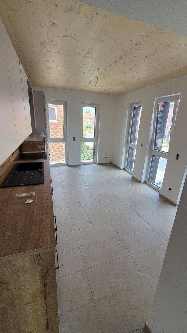 Pronájem bytu 3+1 84 m², Falkenbergstr 1A, Lohne, Dolní Sasko Pronájem bytu 3+1 84 m², Falkenbergstr 1A, Lohne, Dolní Sasko