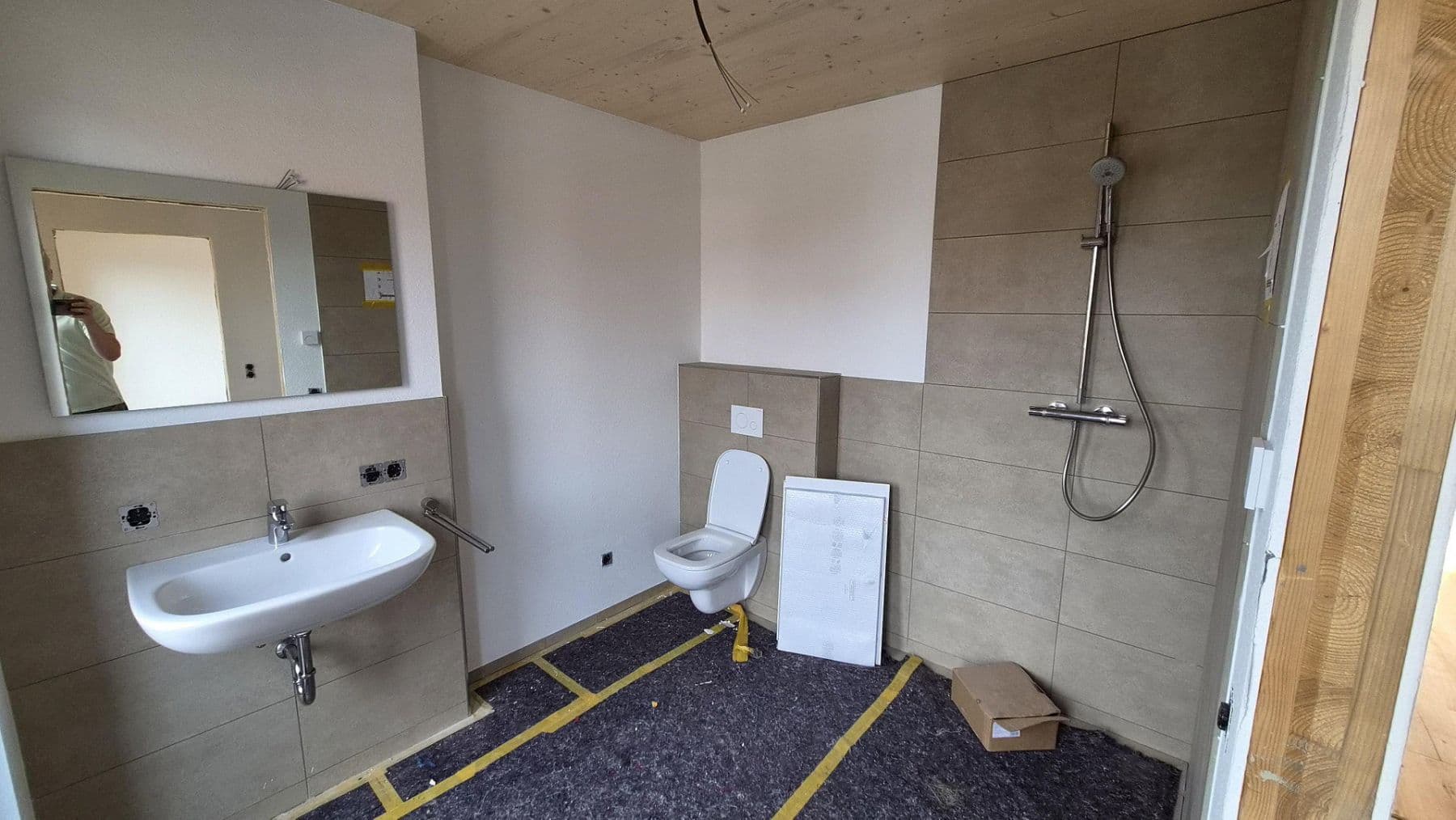 Pronájem bytu 3+1 84 m², Falkenbergstr 1A, Lohne, Dolní Sasko Pronájem bytu 3+1 84 m², Falkenbergstr 1A, Lohne, Dolní Sasko