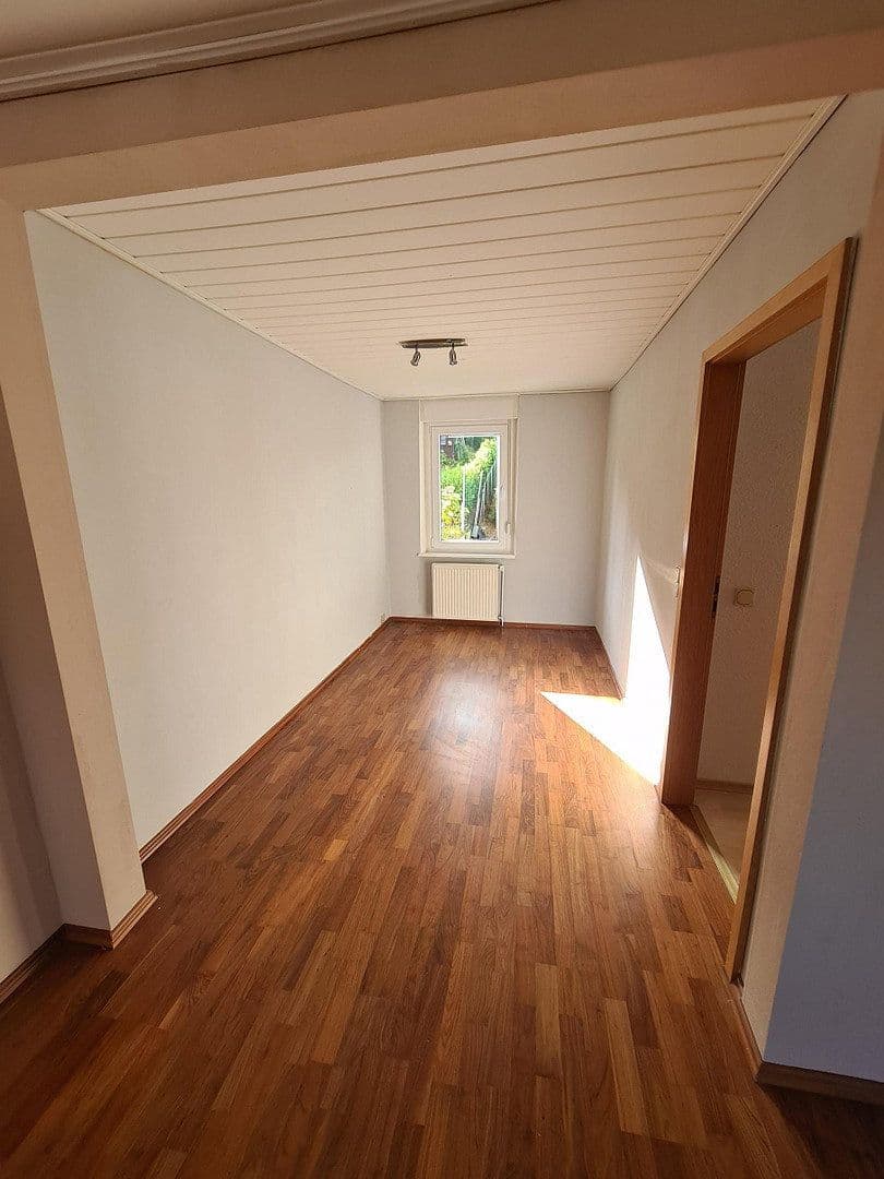 Pronájem domu 159 m², pozemek 575 m², Velbert, Severní Porýní-Vestfálsko Pronájem domu 159 m², pozemek 575 m², Velbert, Severní Porýní-Vestfálsko