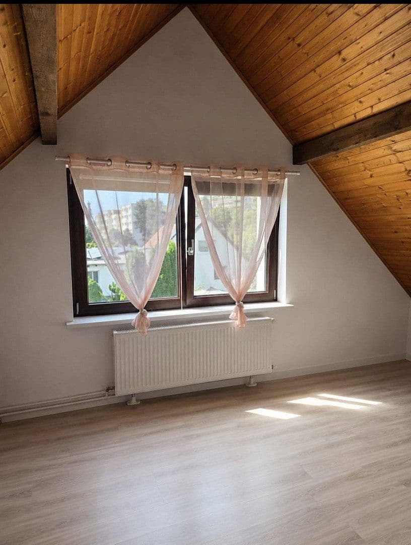Prodej domu 116 m², pozemek 863 m², Bienenweg 6, Berlin, Berlín Prodej domu 116 m², pozemek 863 m², Bienenweg 6, Berlin, Berlín