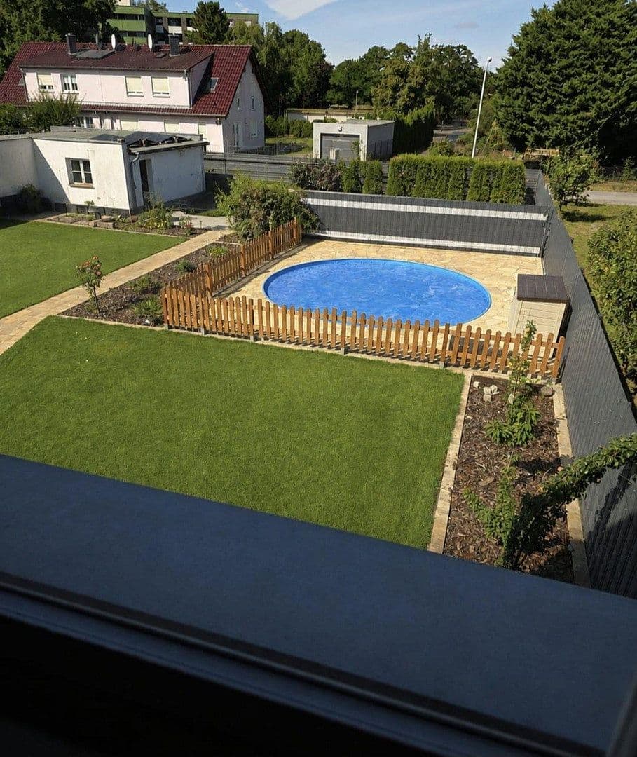 Prodej domu 116 m², pozemek 863 m², Bienenweg 6, Berlin, Berlín Prodej domu 116 m², pozemek 863 m², Bienenweg 6, Berlin, Berlín