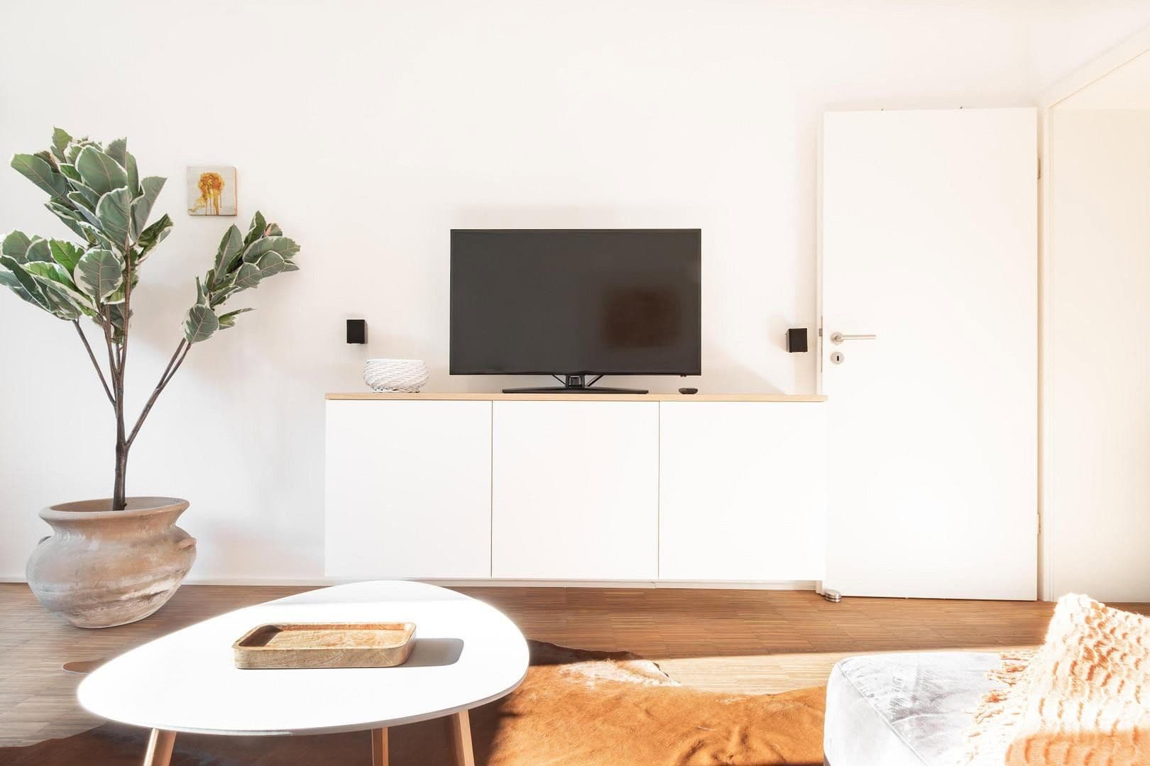 Pronájem bytu 2+1 51 m², Neckarstr. 22, Düsseldorf, Severní Porýní-Vestfálsko Pronájem bytu 2+1 51 m², Neckarstr. 22, Düsseldorf, Severní Porýní-Vestfálsko