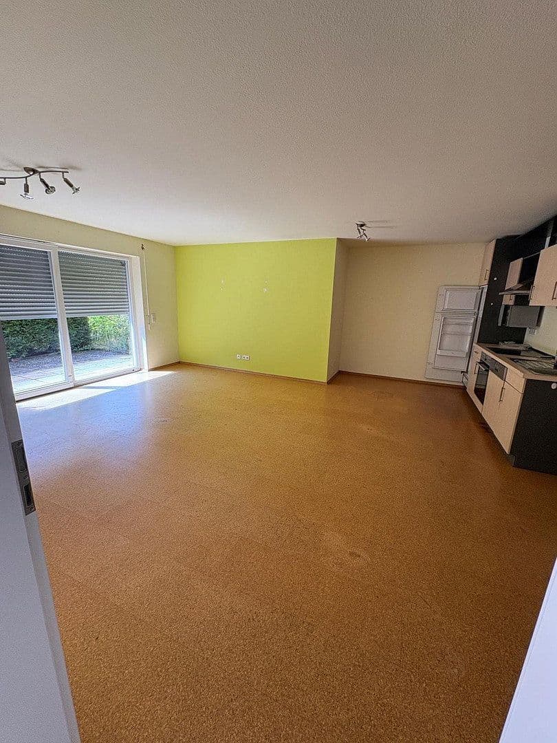 Pronájem bytu 2+1 66 m², Simmozheim, Bádensko-Württembersko Pronájem bytu 2+1 66 m², Simmozheim, Bádensko-Württembersko