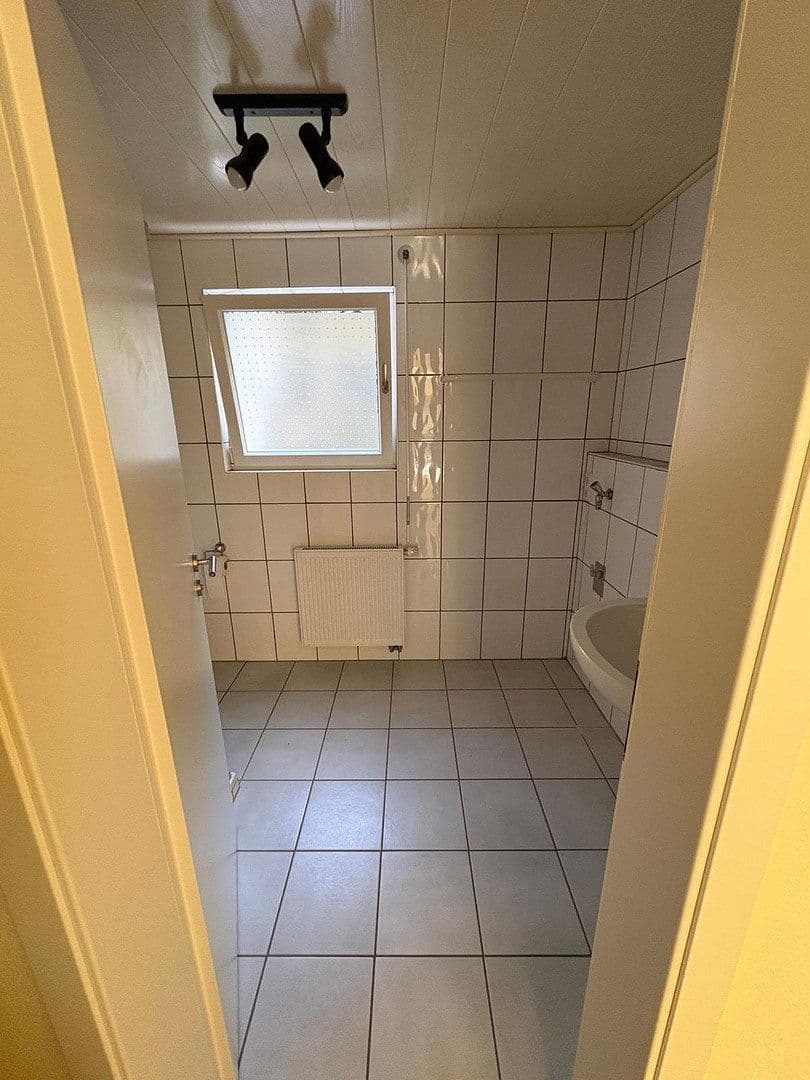 Pronájem bytu 2+1 66 m², Simmozheim, Bádensko-Württembersko Pronájem bytu 2+1 66 m², Simmozheim, Bádensko-Württembersko