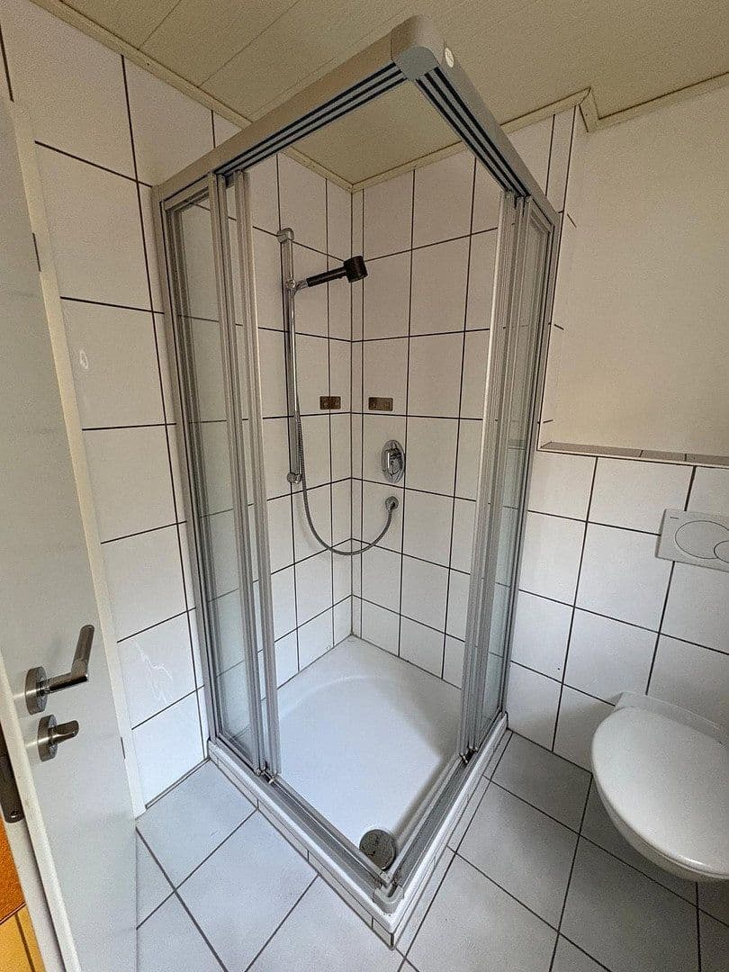 Pronájem bytu 2+1 66 m², Simmozheim, Bádensko-Württembersko Pronájem bytu 2+1 66 m², Simmozheim, Bádensko-Württembersko