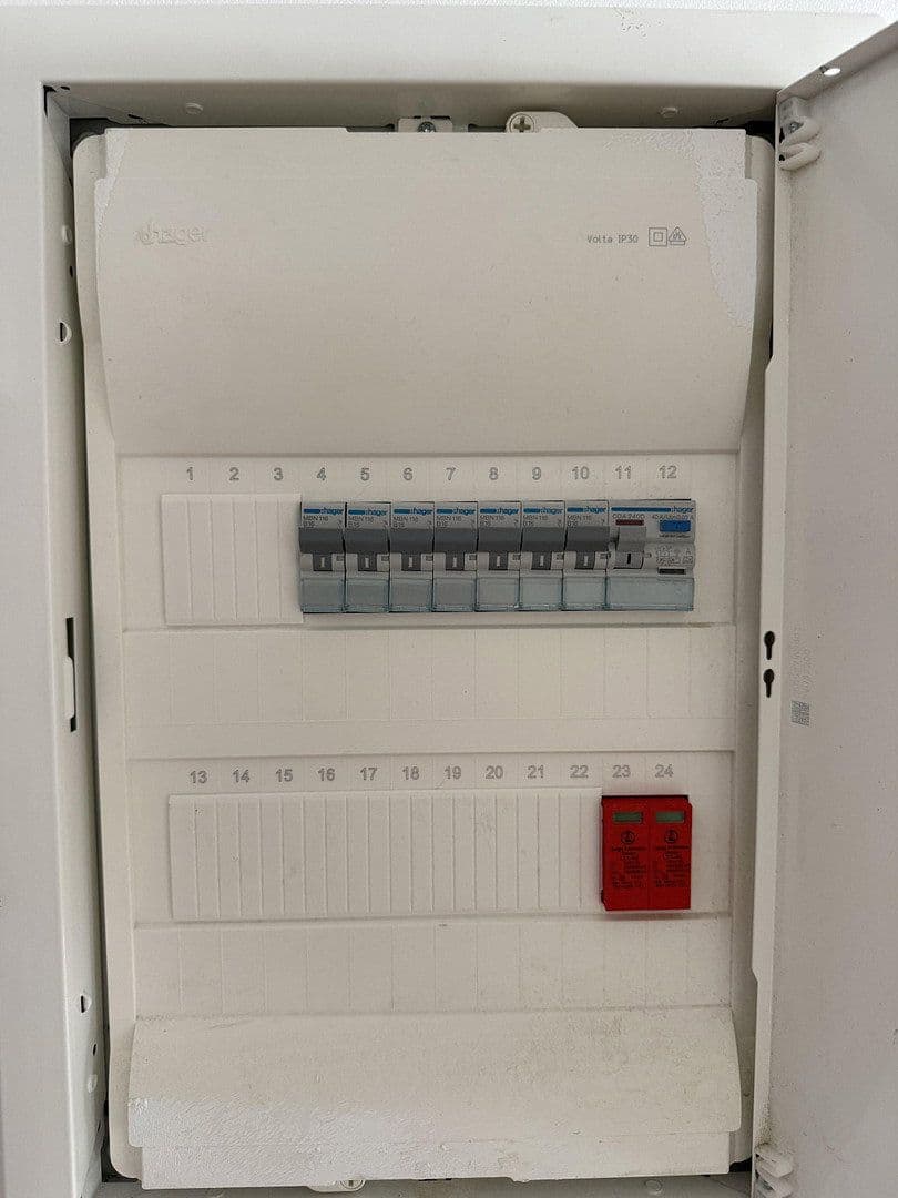 Prodej bytu 1+1 33 m², Holzstraße 11, Wiesbaden, Hessen Prodej bytu 1+1 33 m², Holzstraße 11, Wiesbaden, Hessen