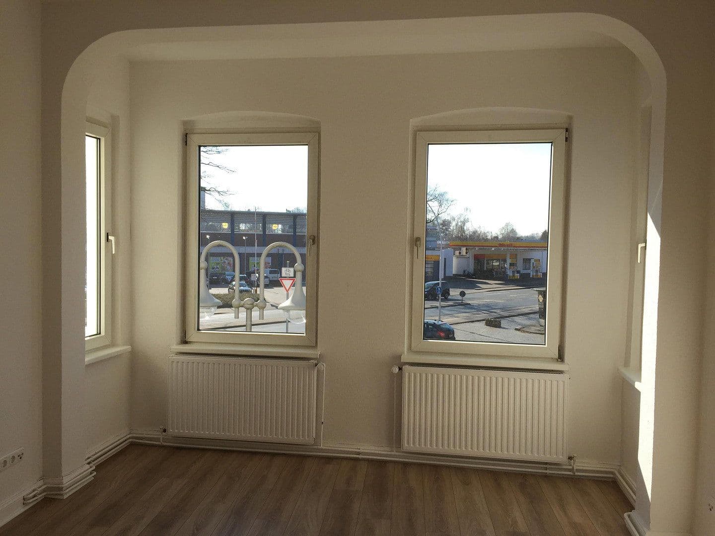 Prodej domu 445 m², pozemek 272 m², Bahnhofstraße 72, Winsen (Luhe), Dolní Sasko Prodej domu 445 m², pozemek 272 m², Bahnhofstraße 72, Winsen (Luhe), Dolní Sasko