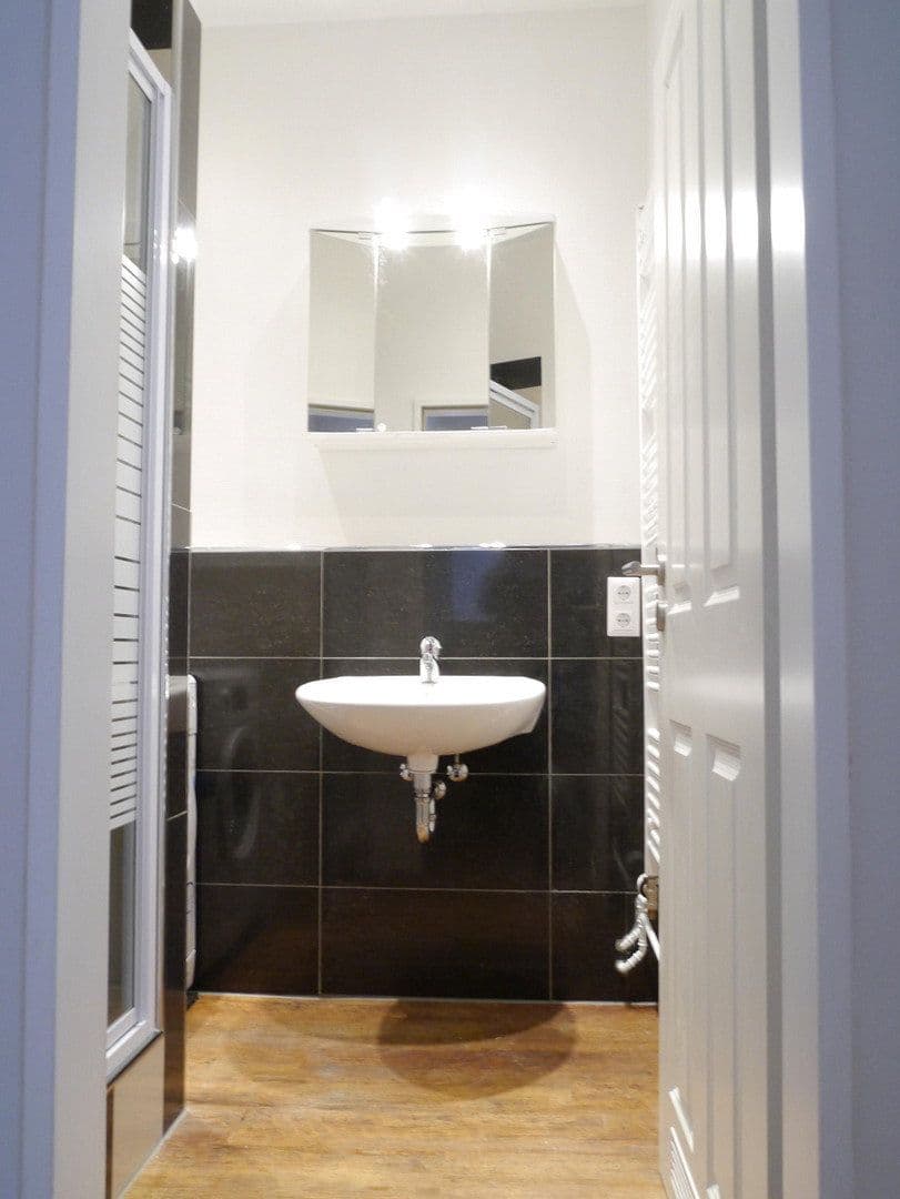 Prodej domu 445 m², pozemek 272 m², Bahnhofstraße 72, Winsen (Luhe), Dolní Sasko Prodej domu 445 m², pozemek 272 m², Bahnhofstraße 72, Winsen (Luhe), Dolní Sasko