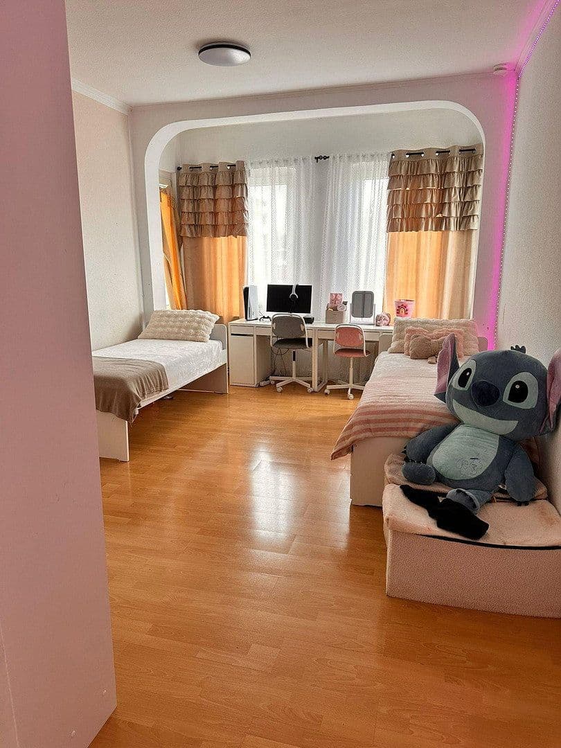 Prodej domu 445 m², pozemek 272 m², Bahnhofstraße 72, Winsen (Luhe), Dolní Sasko Prodej domu 445 m², pozemek 272 m², Bahnhofstraße 72, Winsen (Luhe), Dolní Sasko