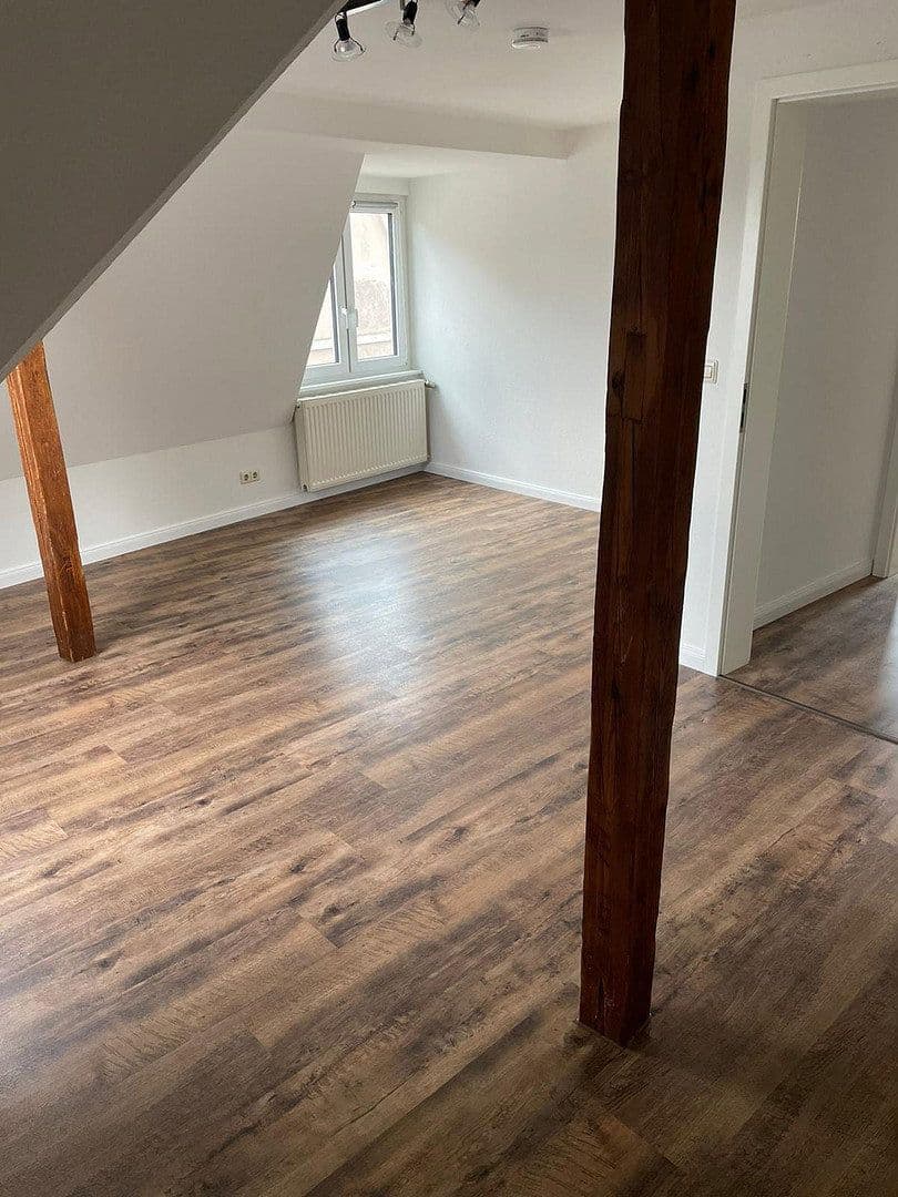 Prodej domu 445 m², pozemek 272 m², Bahnhofstraße 72, Winsen (Luhe), Dolní Sasko Prodej domu 445 m², pozemek 272 m², Bahnhofstraße 72, Winsen (Luhe), Dolní Sasko