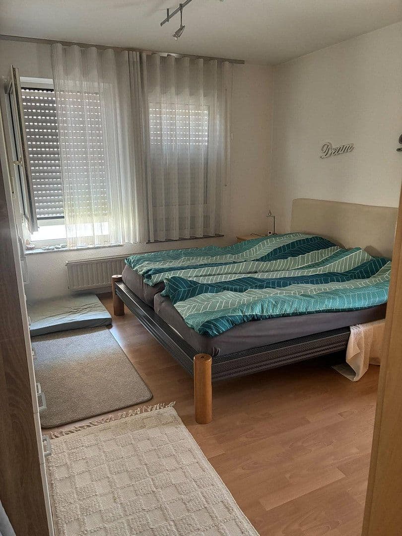 Pronájem bytu 3+1 96 m², Schulstraße 20a, Büttelborn, Hessen Pronájem bytu 3+1 96 m², Schulstraße 20a, Büttelborn, Hessen