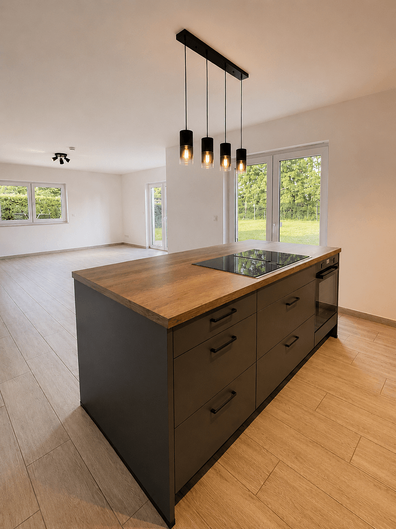 Prodej domu 153 m², pozemek 870 m², Dedelstorf, Dolní Sasko Prodej domu 153 m², pozemek 870 m², Dedelstorf, Dolní Sasko
