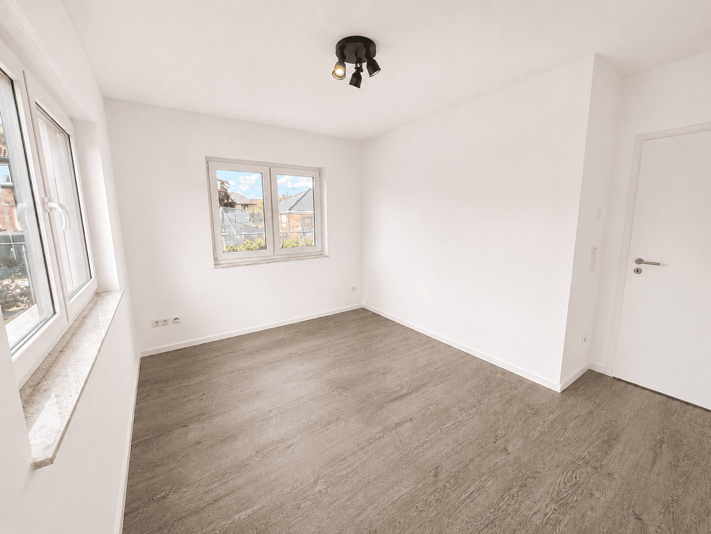 Prodej domu 153 m², pozemek 870 m², Dedelstorf, Dolní Sasko Prodej domu 153 m², pozemek 870 m², Dedelstorf, Dolní Sasko