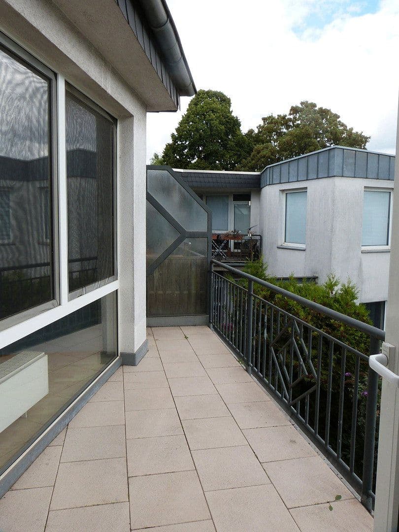Prodej bytu 3+1 85 m², Jülicher Landtsrasse 144a, Neuss, Severní Porýní-Vestfálsko Prodej bytu 3+1 85 m², Jülicher Landtsrasse 144a, Neuss, Severní Porýní-Vestfálsko