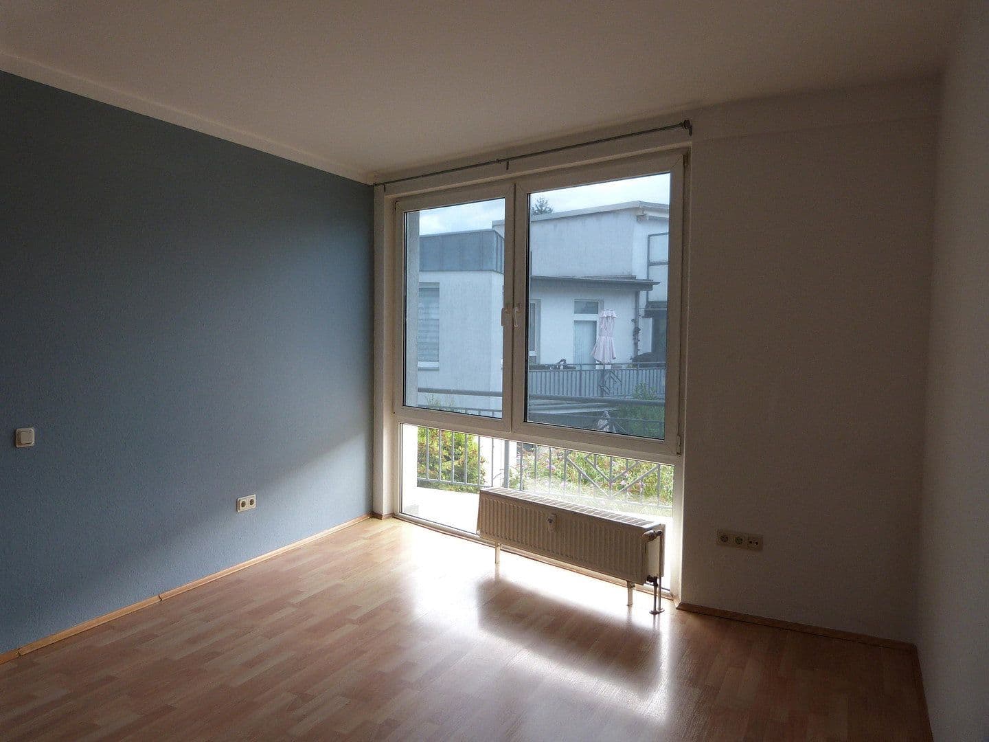 Prodej bytu 3+1 85 m², Jülicher Landtsrasse 144a, Neuss, Severní Porýní-Vestfálsko Prodej bytu 3+1 85 m², Jülicher Landtsrasse 144a, Neuss, Severní Porýní-Vestfálsko