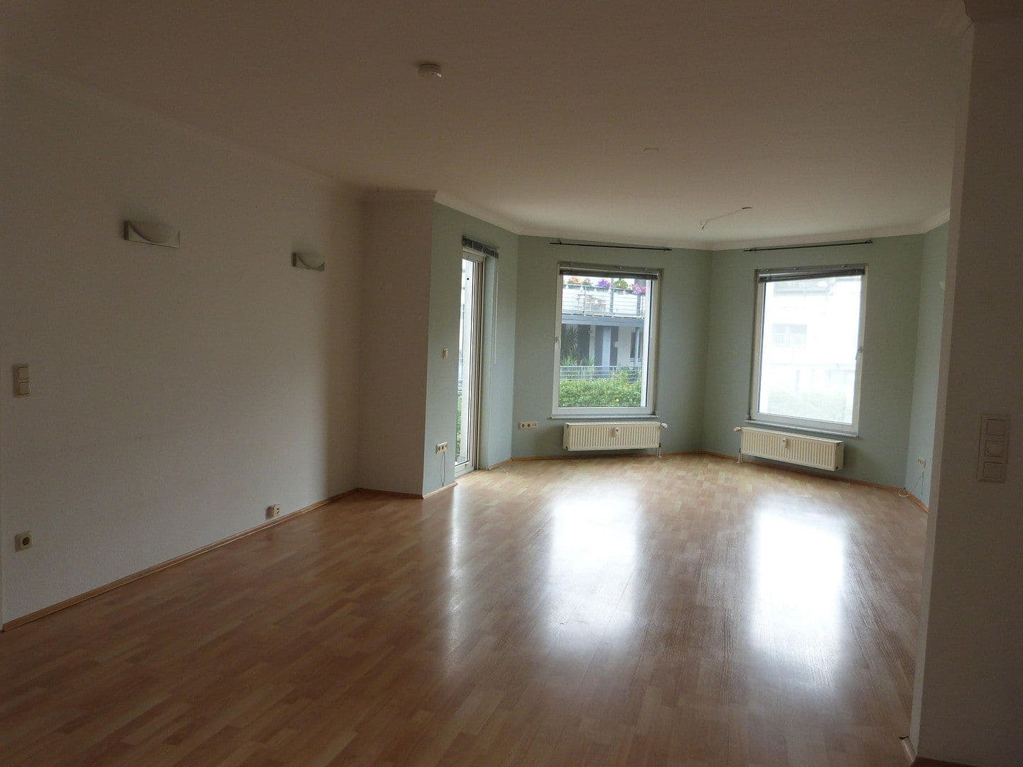 Prodej bytu 3+1 85 m², Jülicher Landtsrasse 144a, Neuss, Severní Porýní-Vestfálsko Prodej bytu 3+1 85 m², Jülicher Landtsrasse 144a, Neuss, Severní Porýní-Vestfálsko