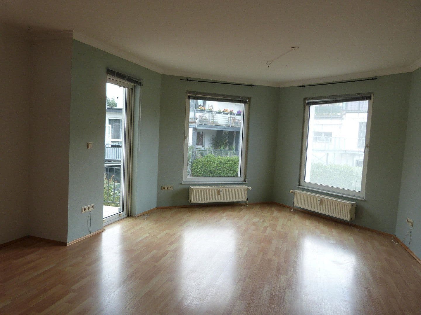 Prodej bytu 3+1 85 m², Jülicher Landtsrasse 144a, Neuss, Severní Porýní-Vestfálsko Prodej bytu 3+1 85 m², Jülicher Landtsrasse 144a, Neuss, Severní Porýní-Vestfálsko
