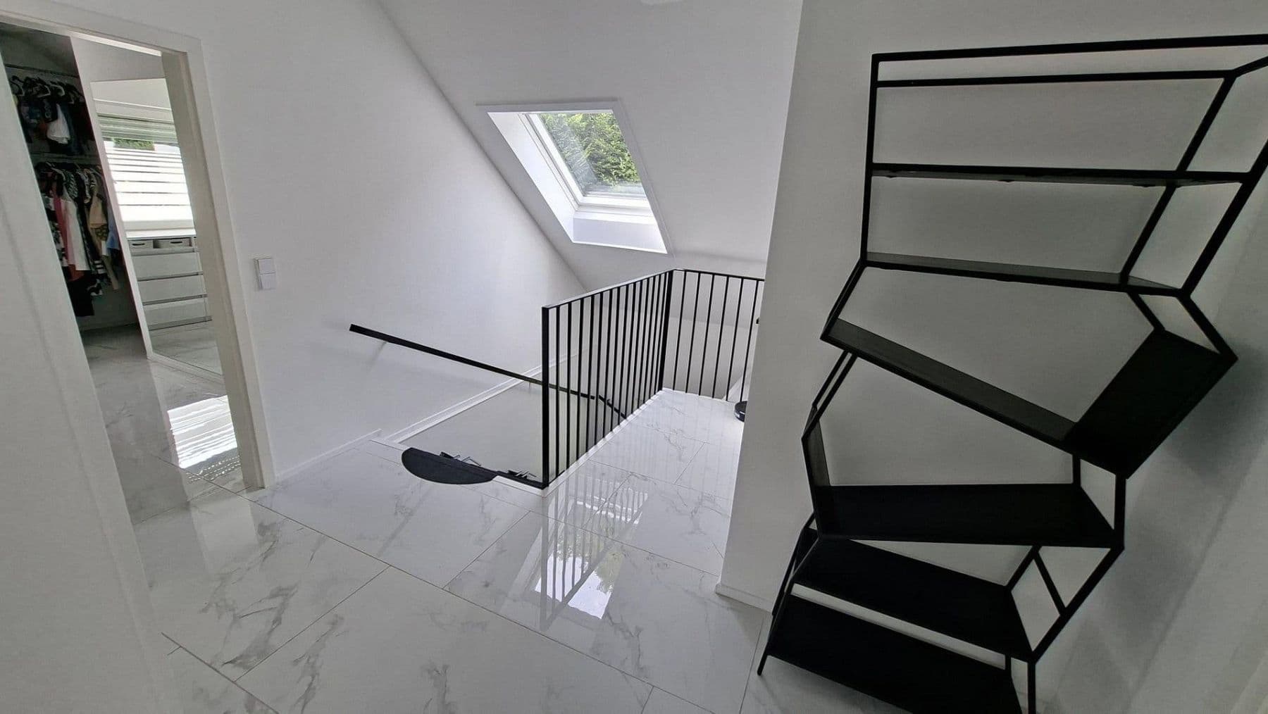 Prodej domu 250 m², pozemek 1.345 m², Birresdorfer Str 73, Remagen, Porýní-Falc Prodej domu 250 m², pozemek 1.345 m², Birresdorfer Str 73, Remagen, Porýní-Falc