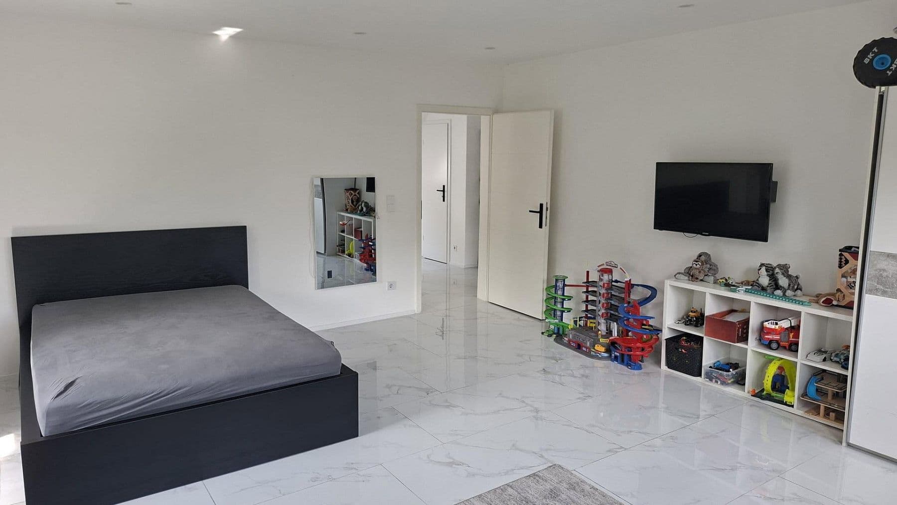 Prodej domu 250 m², pozemek 1.345 m², Birresdorfer Str 73, Remagen, Porýní-Falc Prodej domu 250 m², pozemek 1.345 m², Birresdorfer Str 73, Remagen, Porýní-Falc