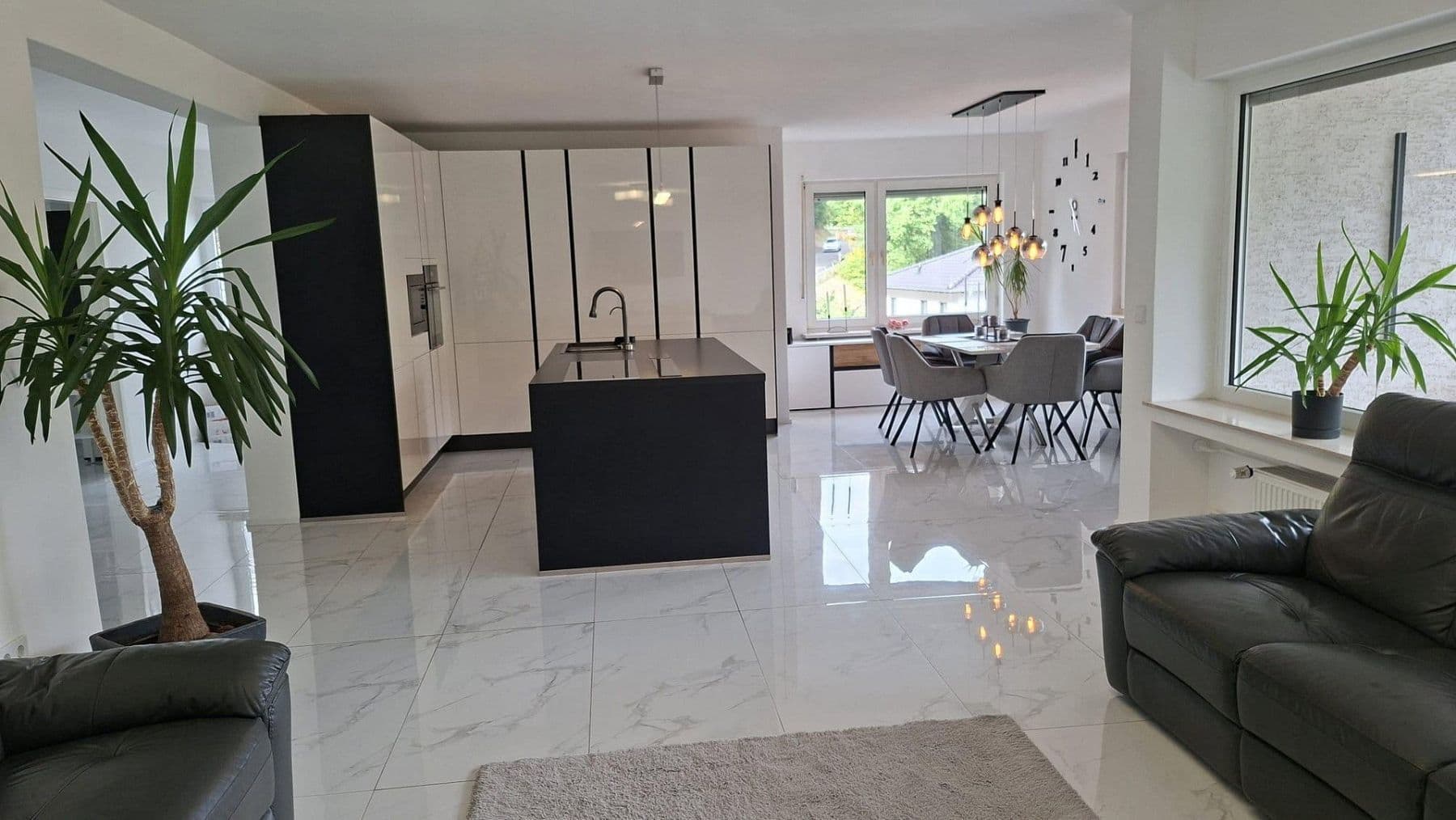 Prodej domu 250 m², pozemek 1.345 m², Birresdorfer Str 73, Remagen, Porýní-Falc Prodej domu 250 m², pozemek 1.345 m², Birresdorfer Str 73, Remagen, Porýní-Falc