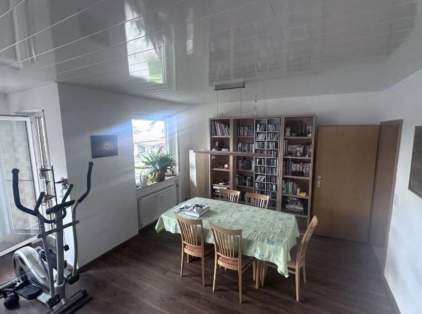 Pronájem bytu 3+kk 91 m², Hünstetten, Hessen Pronájem bytu 3+kk 91 m², Hünstetten, Hessen