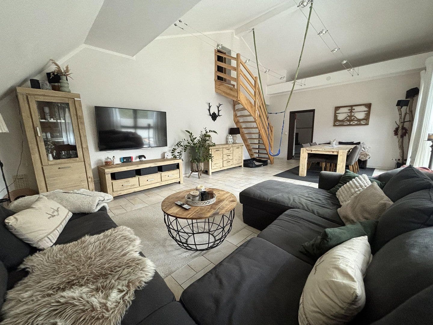 Prodej domu 147 m², pozemek 387 m², Essen, Severní Porýní-Vestfálsko Prodej domu 147 m², pozemek 387 m², Essen, Severní Porýní-Vestfálsko