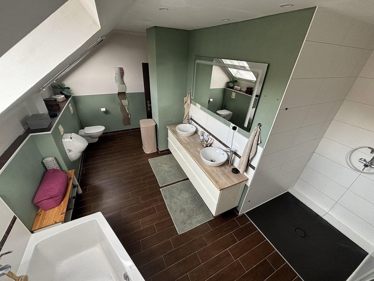 Prodej domu 147 m², pozemek 387 m², Essen, Severní Porýní-Vestfálsko Prodej domu 147 m², pozemek 387 m², Essen, Severní Porýní-Vestfálsko