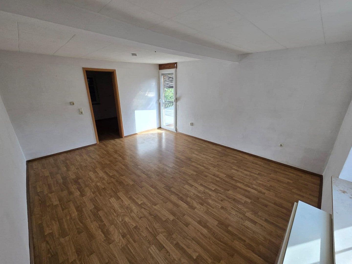 Prodej domu 151 m², pozemek 348 m², Sippersfeld, Porýní-Falc Prodej domu 151 m², pozemek 348 m², Sippersfeld, Porýní-Falc