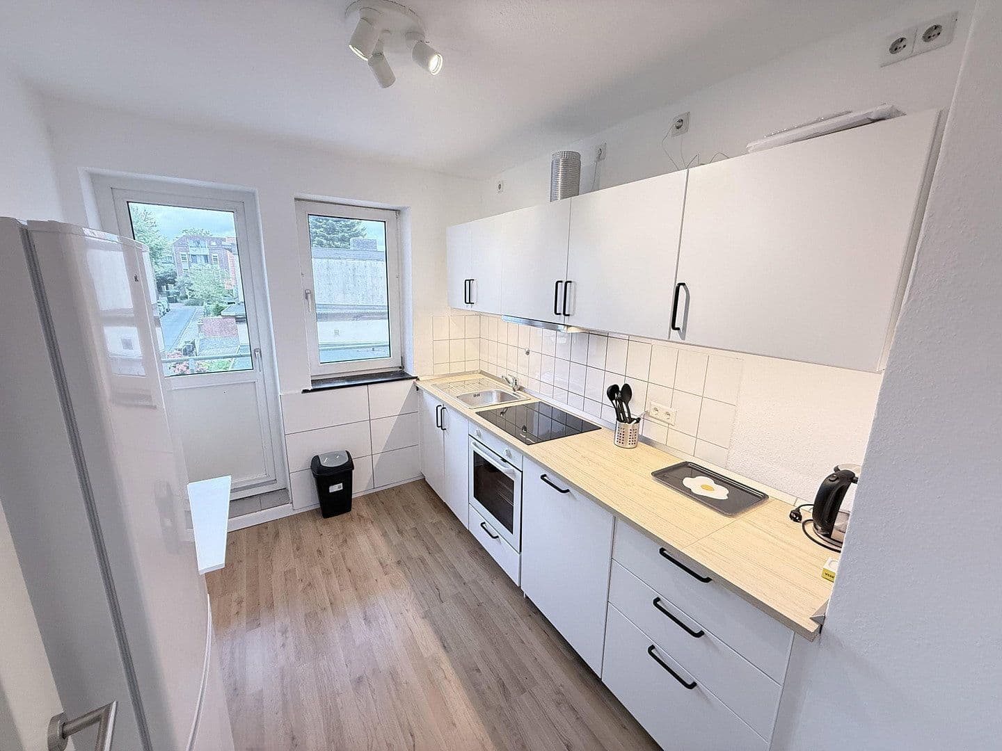 Pronájem bytu 3+1 65 m², Georgstraße 109, Bremerhaven, Bremen Pronájem bytu 3+1 65 m², Georgstraße 109, Bremerhaven, Bremen