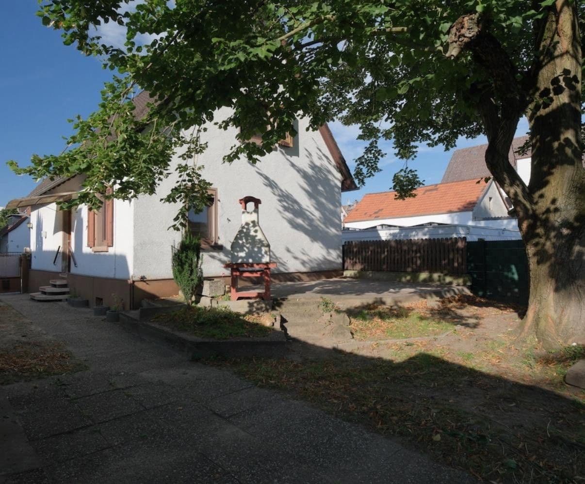 Pronájem domu 1 m², pozemek 289 m², Griesheim, Hessen Pronájem domu 1 m², pozemek 289 m², Griesheim, Hessen