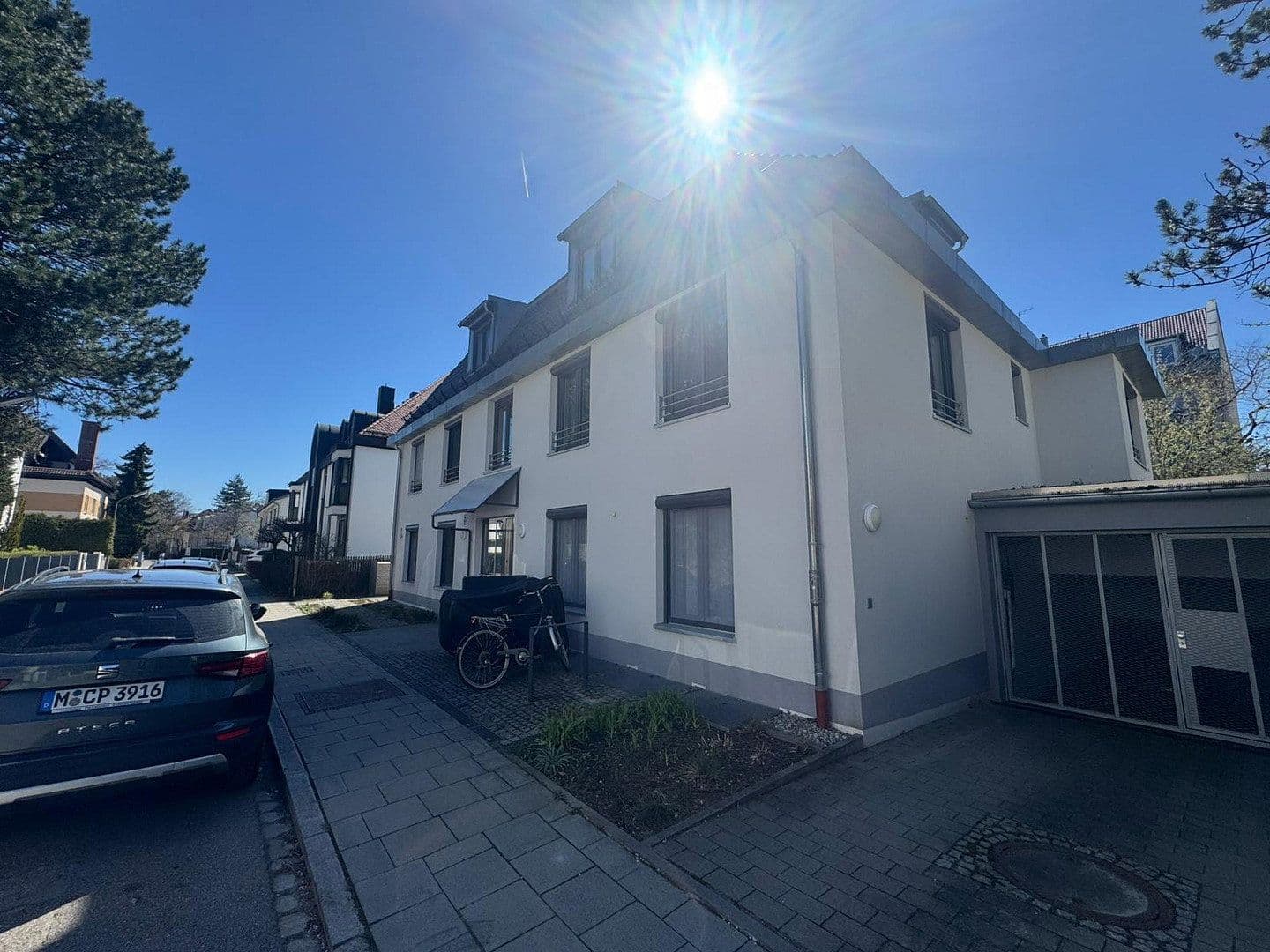 Pronájem bytu 3+1 58 m², Ohlstadter Str. 23, München, Bavorsko Pronájem bytu 3+1 58 m², Ohlstadter Str. 23, München, Bavorsko