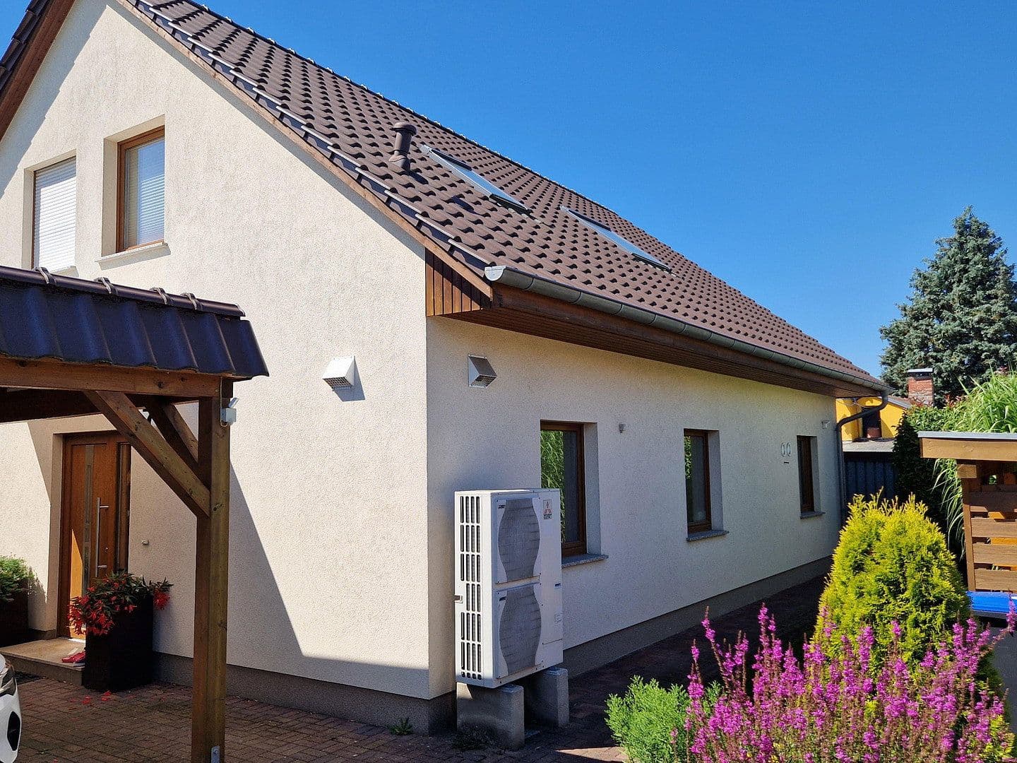 Prodej domu 152 m², pozemek 859 m², Berlin, Berlín Prodej domu 152 m², pozemek 859 m², Berlin, Berlín