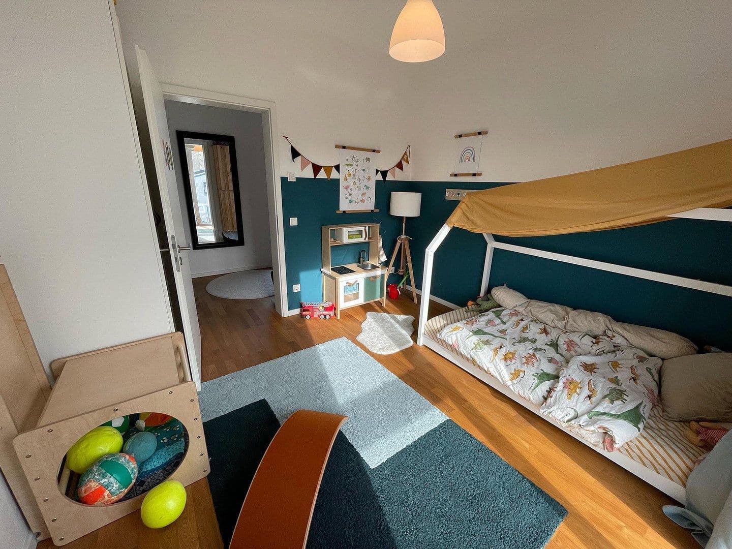 Pronájem bytu 3+1 90 m², Dianaweg 1, Hamburg, Hamburg Pronájem bytu 3+1 90 m², Dianaweg 1, Hamburg, Hamburg