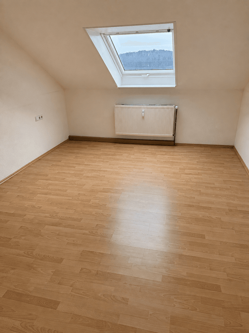 Pronájem bytu 3+1 101 m², Albstadt, Bádensko-Württembersko Pronájem bytu 3+1 101 m², Albstadt, Bádensko-Württembersko