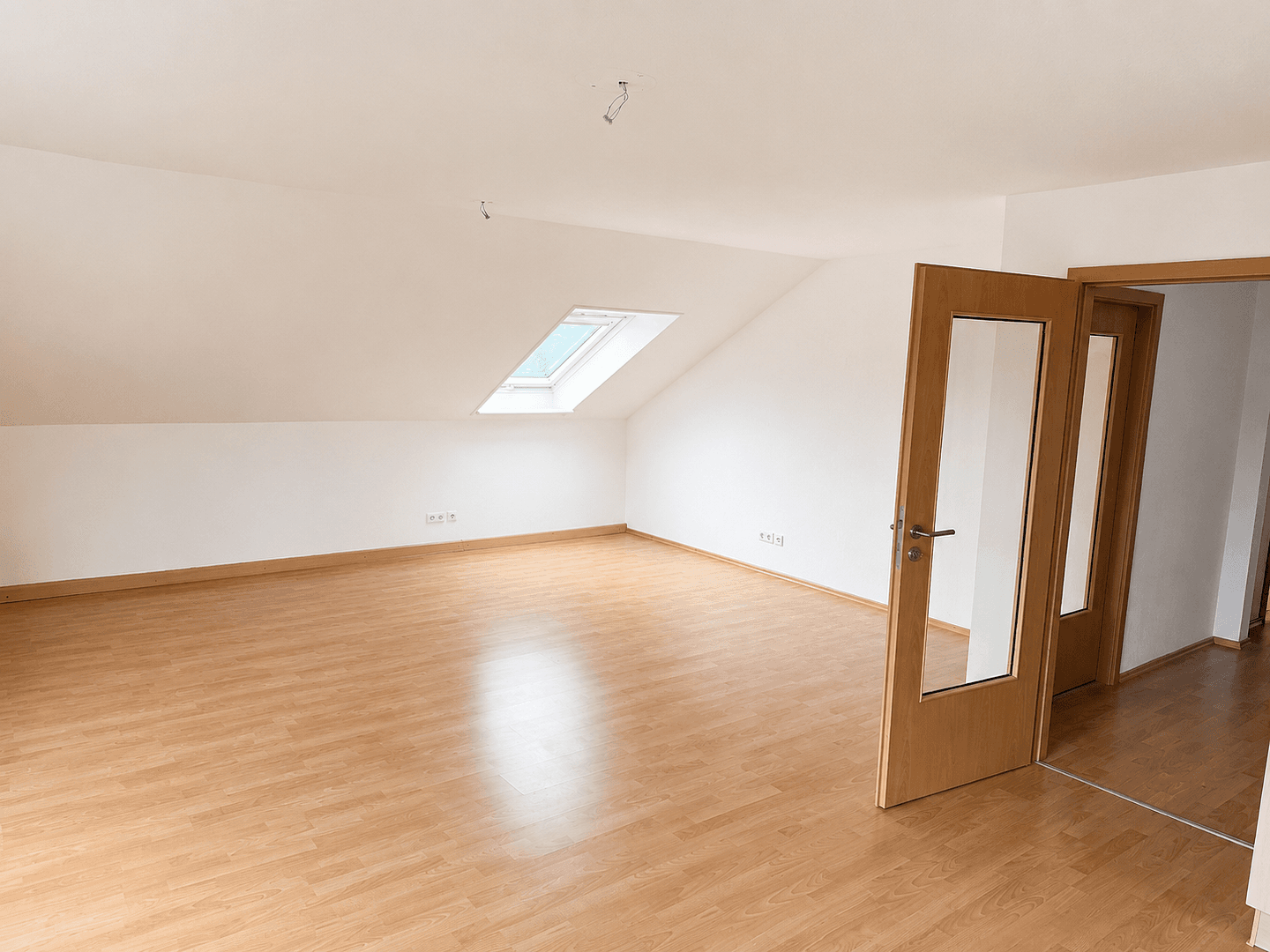 Pronájem bytu 3+1 101 m², Albstadt, Bádensko-Württembersko Pronájem bytu 3+1 101 m², Albstadt, Bádensko-Württembersko
