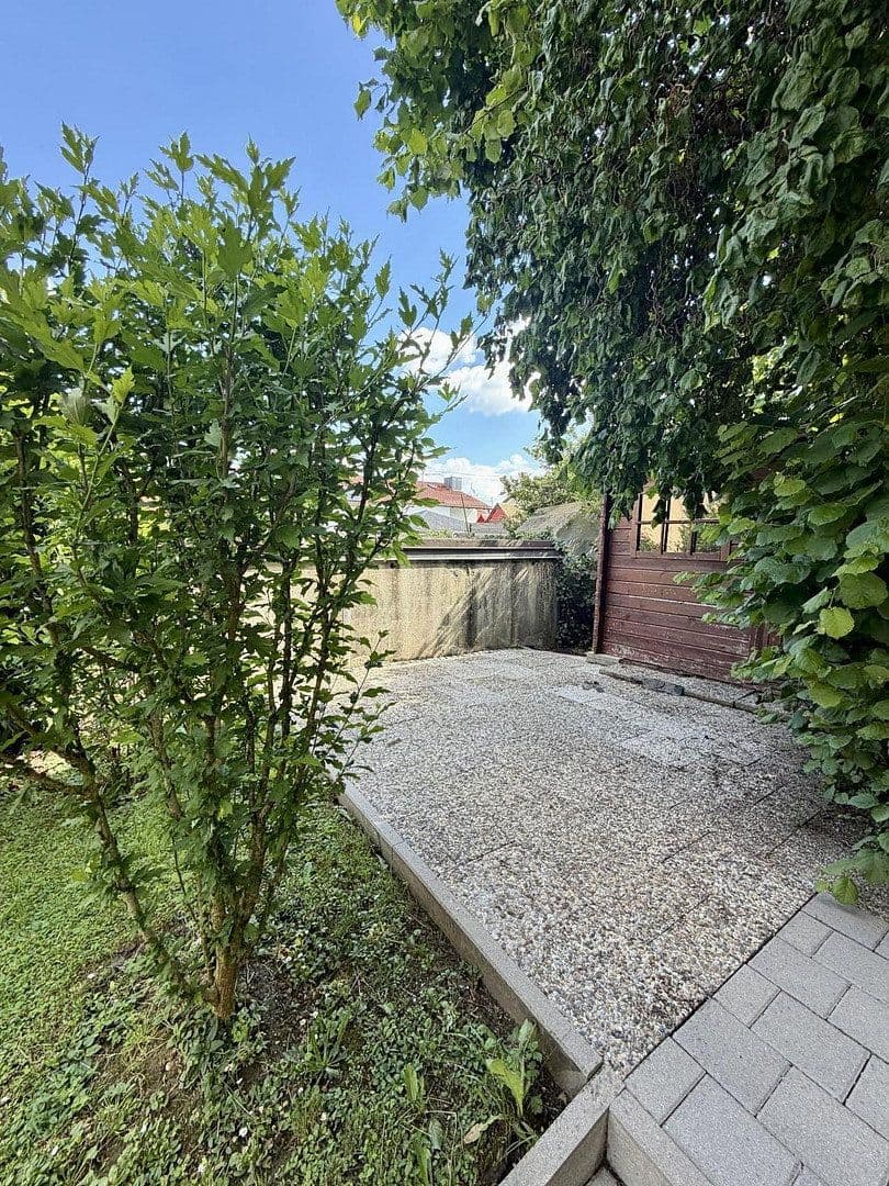 Prodej domu 189 m², pozemek 1.052 m², Odelzhausen, Bavorsko Prodej domu 189 m², pozemek 1.052 m², Odelzhausen, Bavorsko