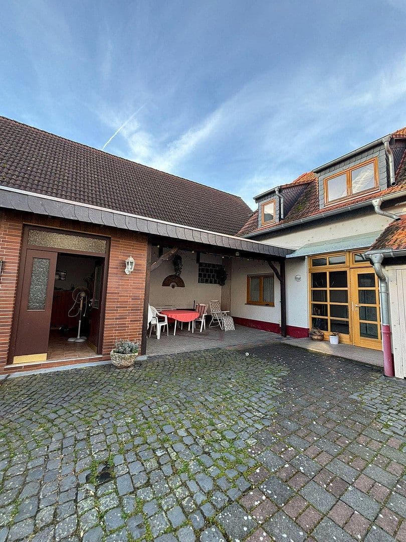 Prodej domu 260 m², pozemek 453 m², Groß-Gerau, Hessen Prodej domu 260 m², pozemek 453 m², Groß-Gerau, Hessen